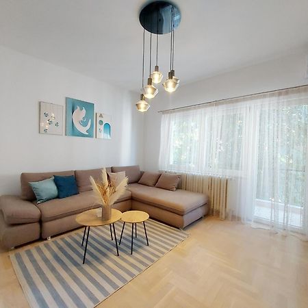 The Circle Apartment Скопье Экстерьер фото