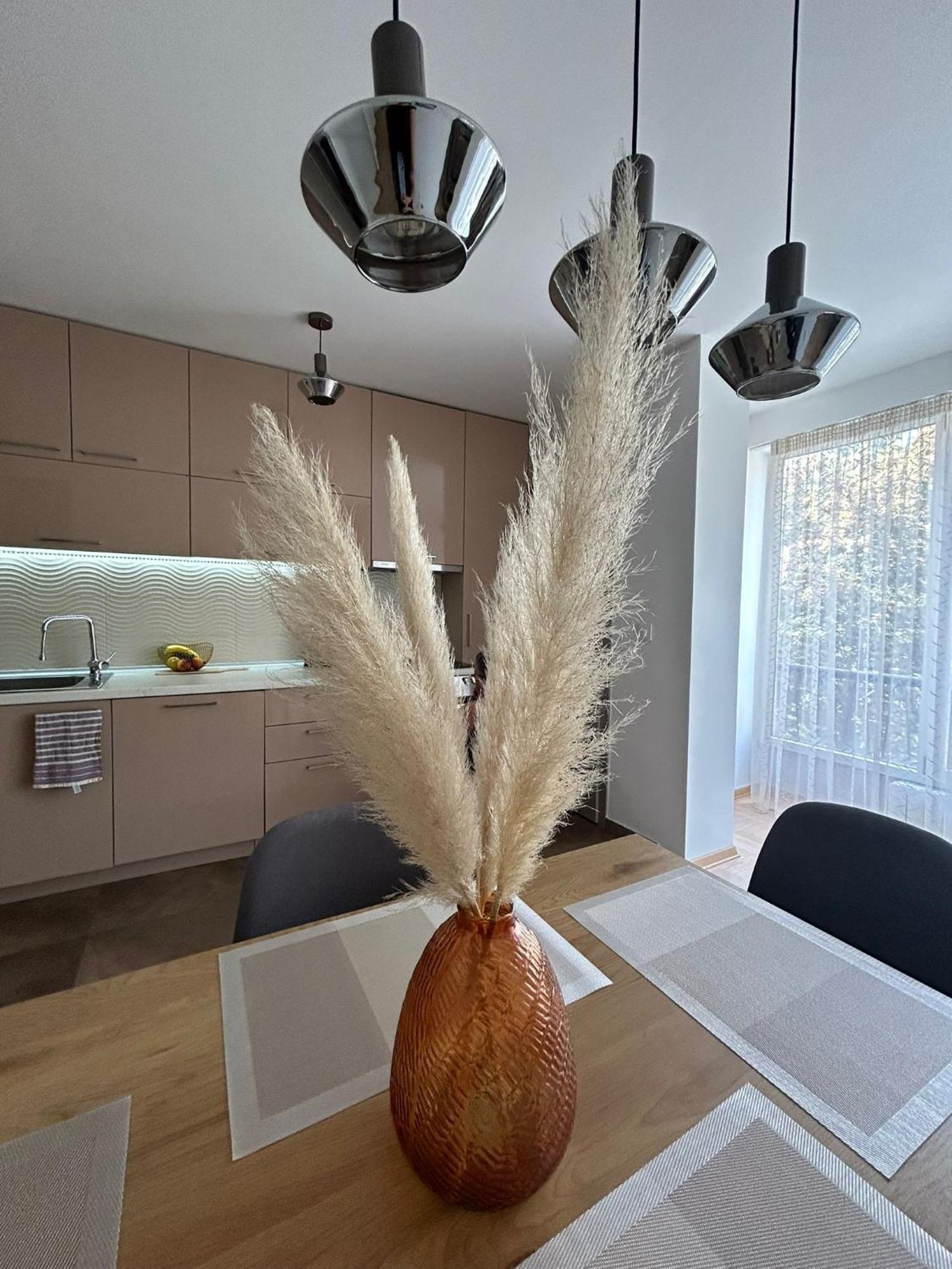 The Circle Apartment Скопье Экстерьер фото